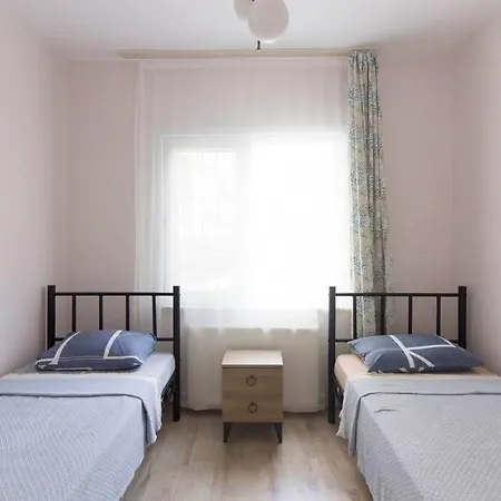 Soft Modern Inspiring Flat In The Center Of Moda *